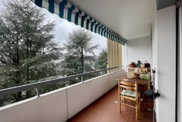 Centre ville - 5 pièces traversant avec extérieurs